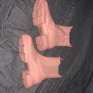 Mata Pink Ankle Boots
